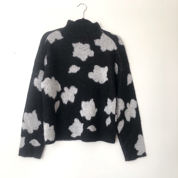 ❤️Sold❤️Theory Floral Sweater  Large - Picture 8 of 11